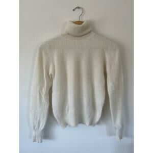 Jordache vintage womens sweater size M cream white turtleneck